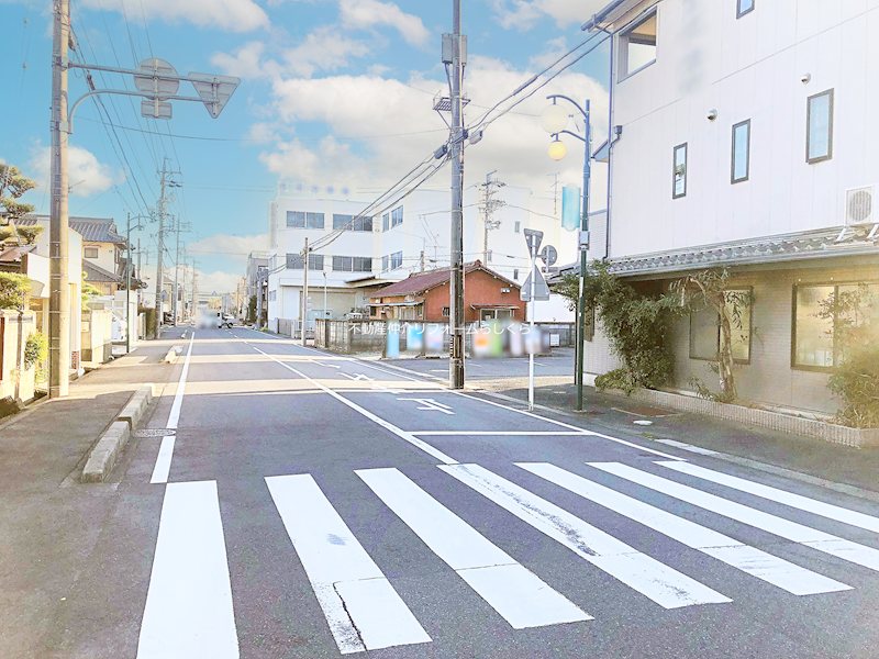 現地写真（前面道路含む現地写真）