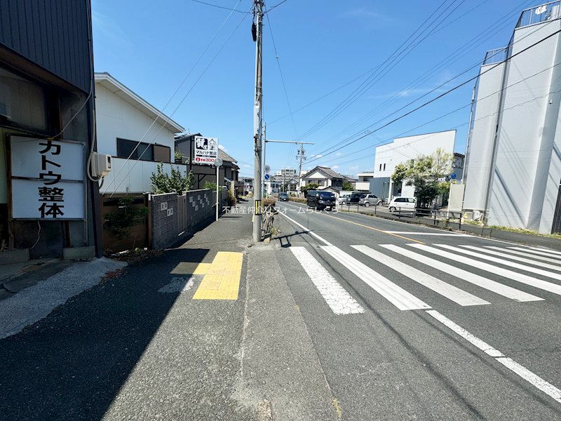 現地写真（前面道路含む現地写真）