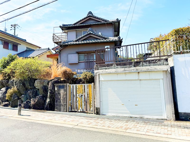 現地写真（前面道路含む現地写真）