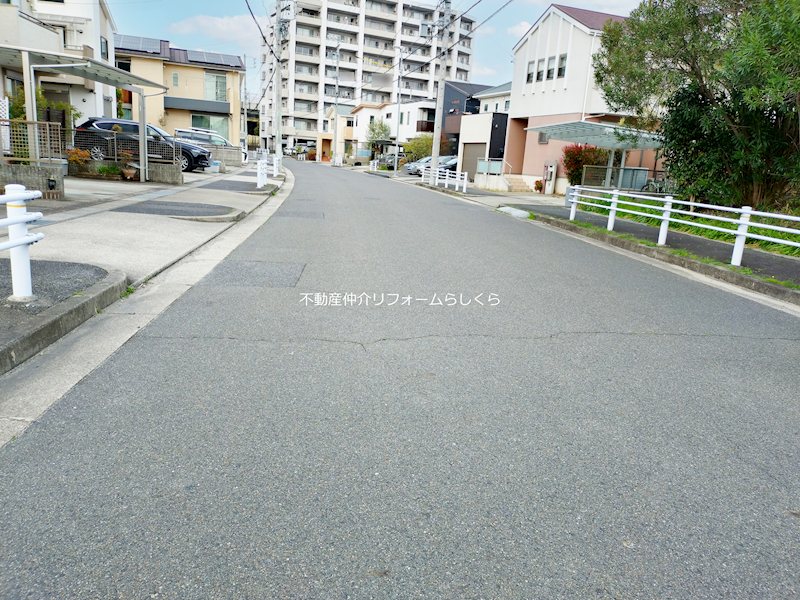 現地写真（前面道路含む現地写真）