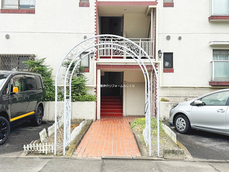 共用部写真（エントランス）