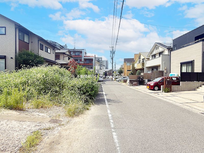 現地写真（前面道路含む現地写真）