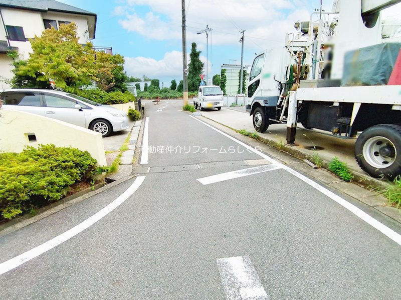 現地写真（前面道路含む現地写真）