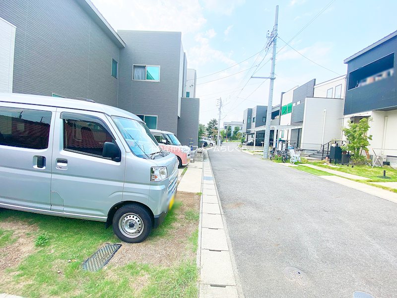 現地写真（前面道路含む現地写真）