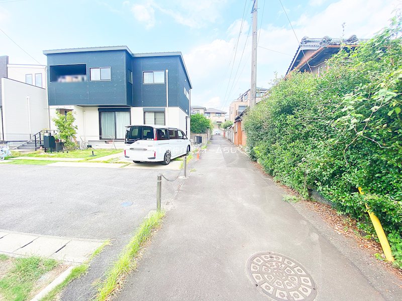 現地写真（前面道路含む現地写真）