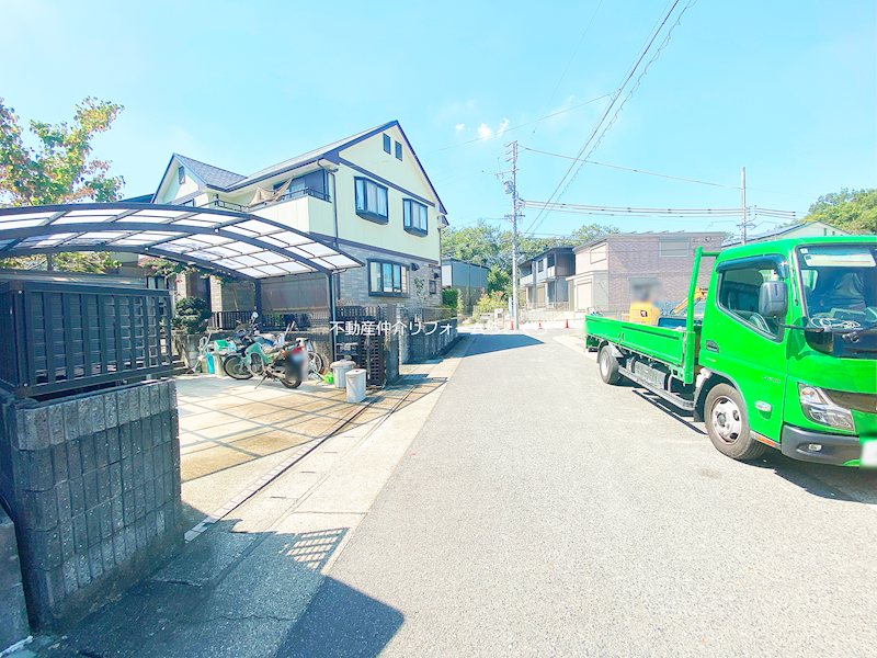 現地写真（前面道路含む現地写真）