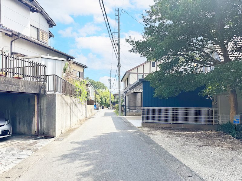 現地写真（前面道路含む現地写真）