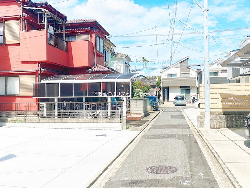 現地写真（前面道路含む現地写真）