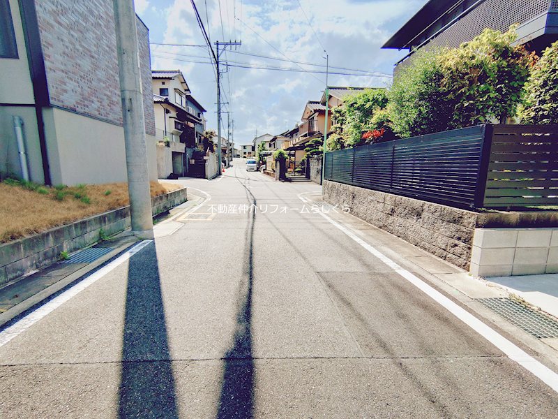 現地写真（前面道路含む現地写真）