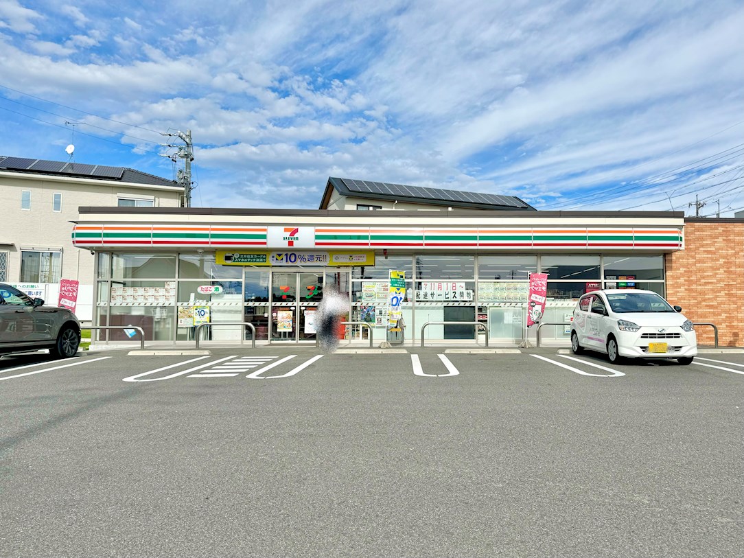 セブンイレブン 名古屋下志段味長根店