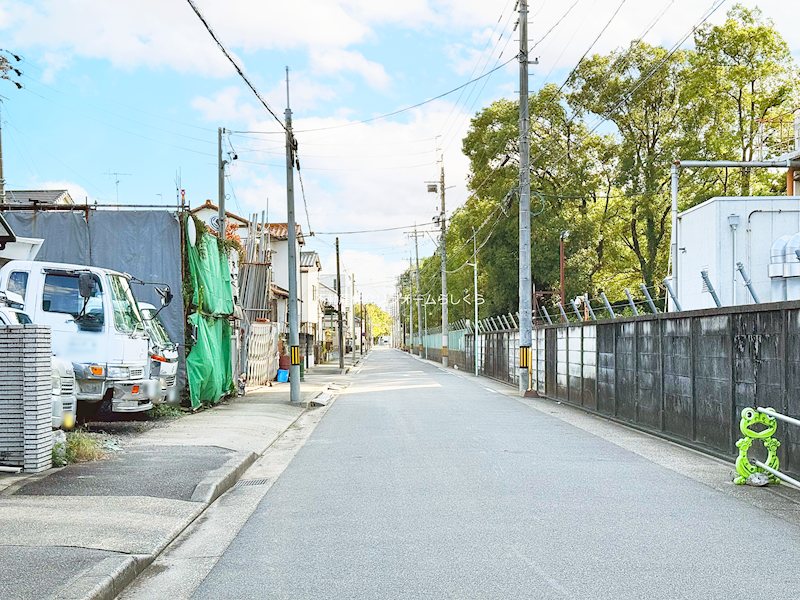 現地写真（前面道路含む現地写真）