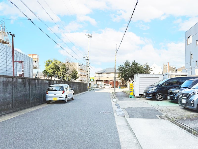 現地写真（前面道路含む現地写真）