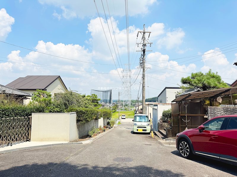現地写真（前面道路含む現地写真）