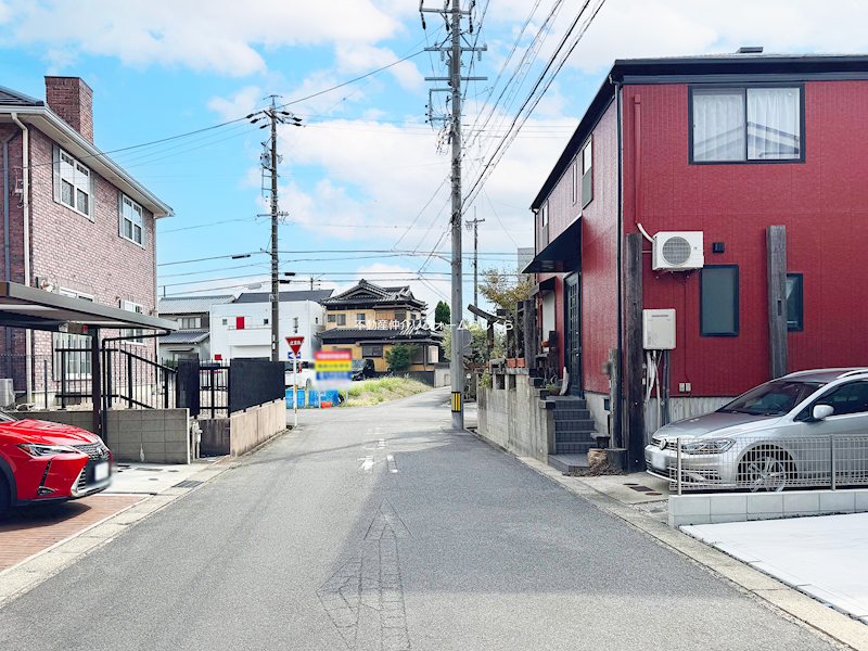現地写真（前面道路含む現地写真）