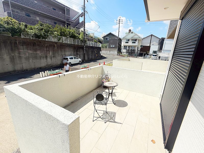 現地写真（玄関）