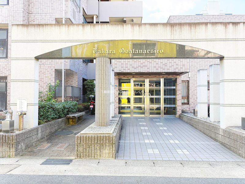 共用部写真（エントランス）