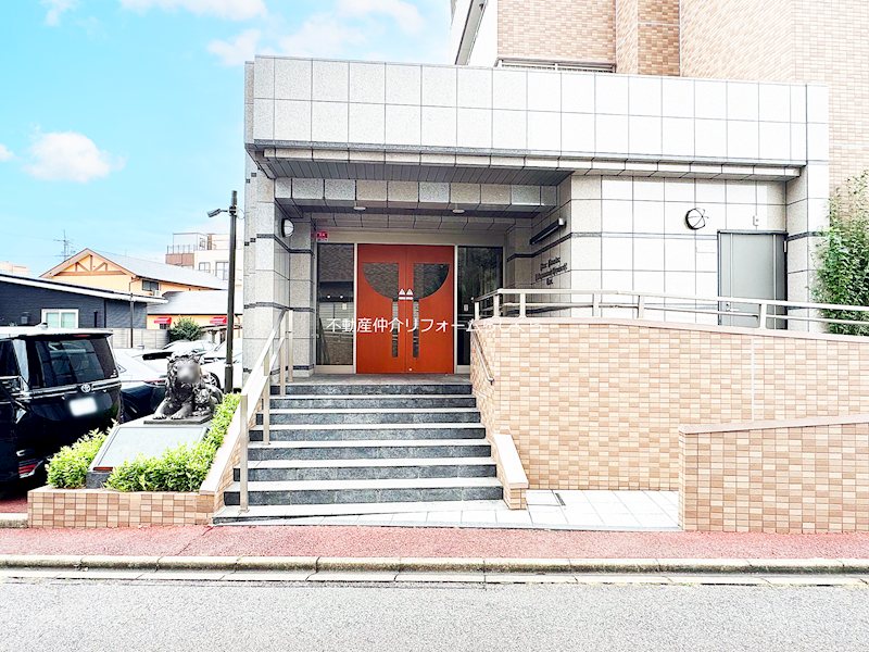 共用部写真（エントランス）