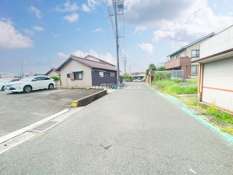 現地写真（前面道路含む現地写真）
