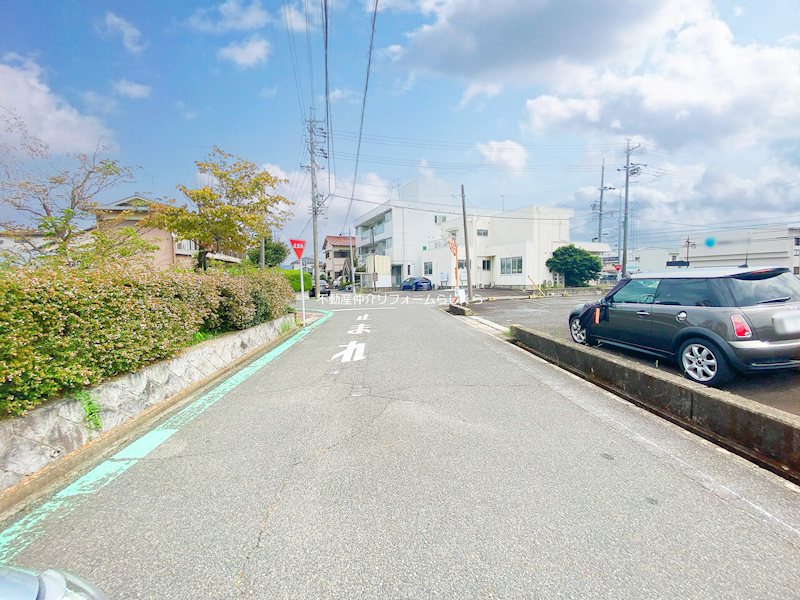 現地写真（前面道路含む現地写真）