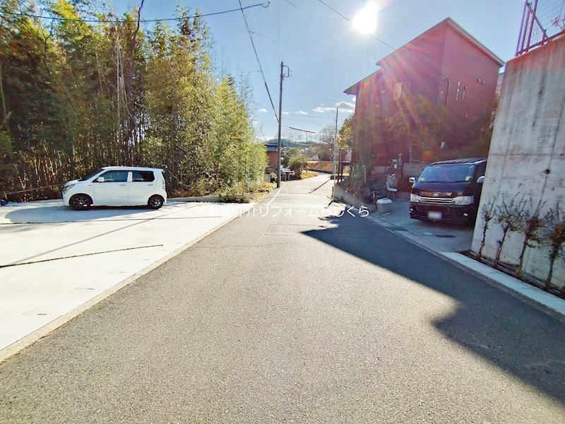 現地写真（前面道路含む現地写真）