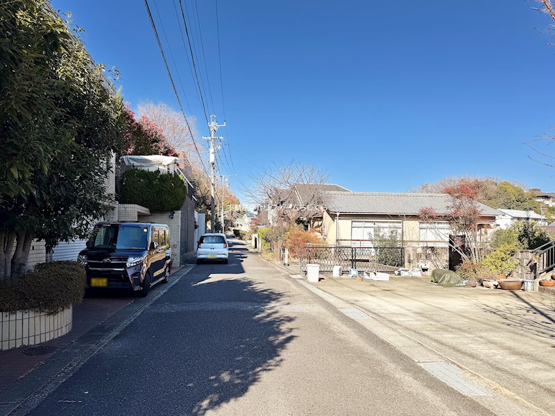 現地写真（前面道路含む現地写真）