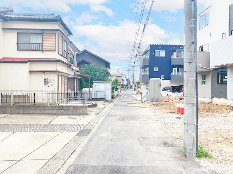 現地写真（前面道路含む現地写真）