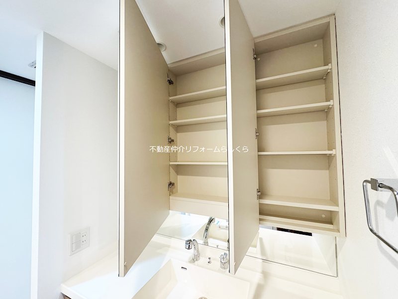 内観写真（収納）