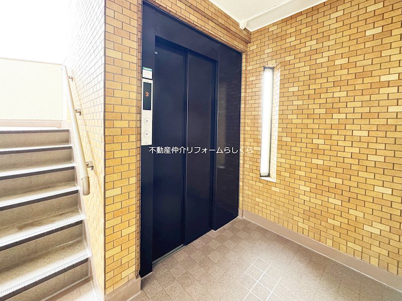 共用部写真（エントランス）