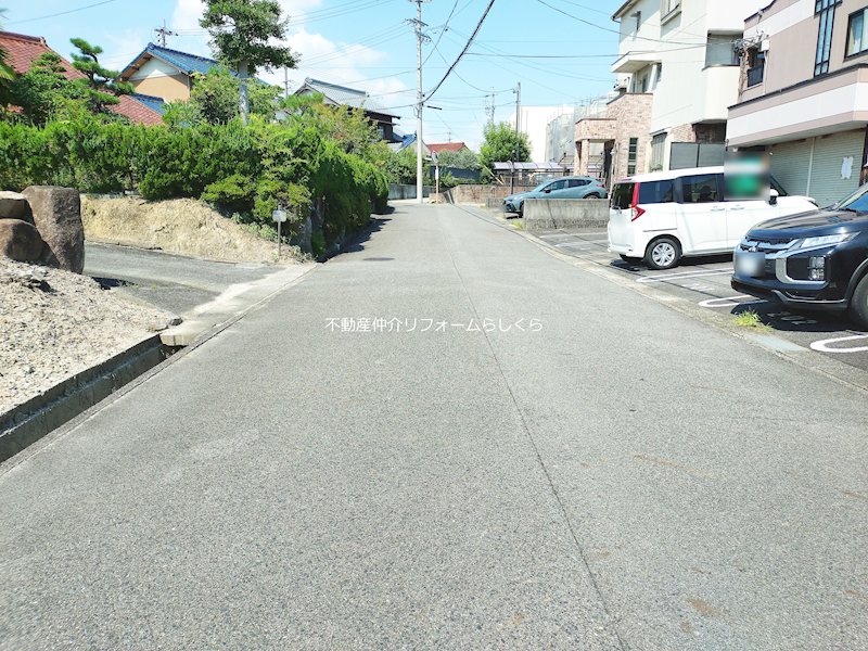 現地写真（前面道路含む現地写真）