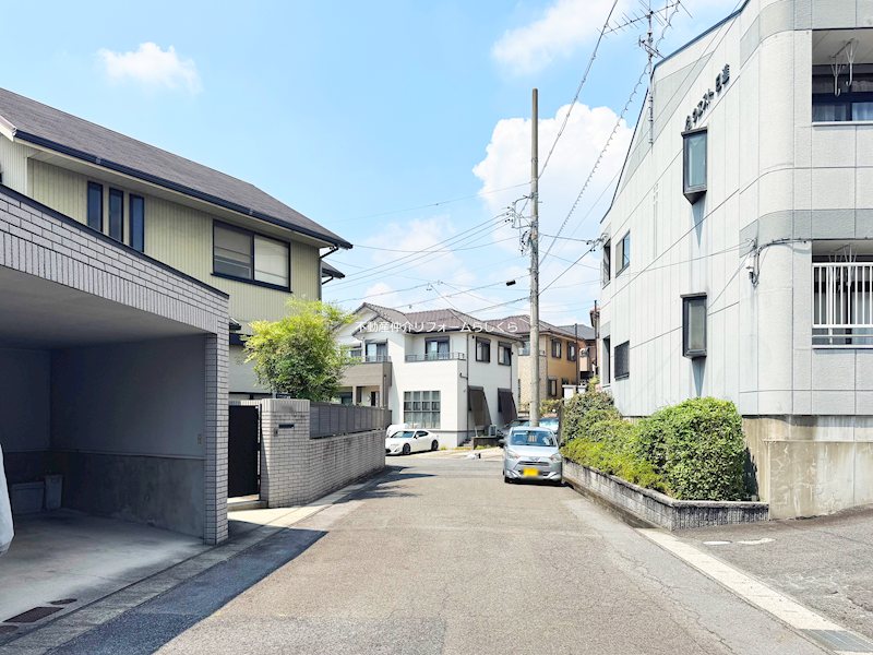 現地写真（前面道路含む現地写真）
