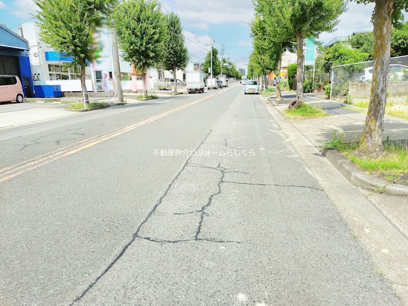 現地写真（前面道路含む現地写真）