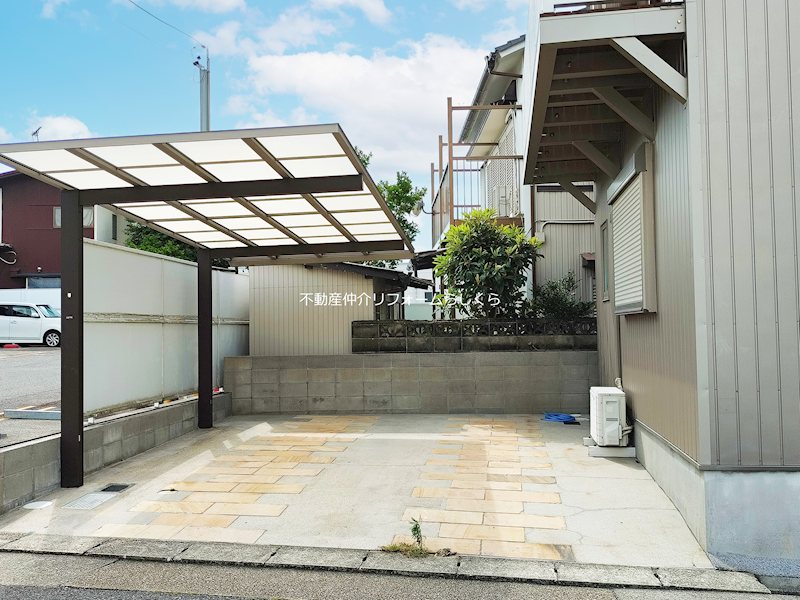 現地写真（駐車場）