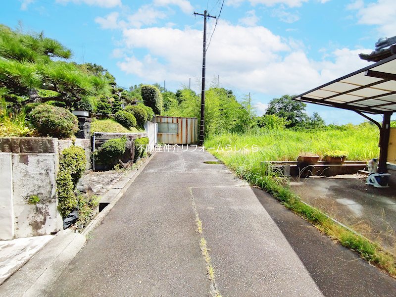 現地写真（前面道路含む現地写真）