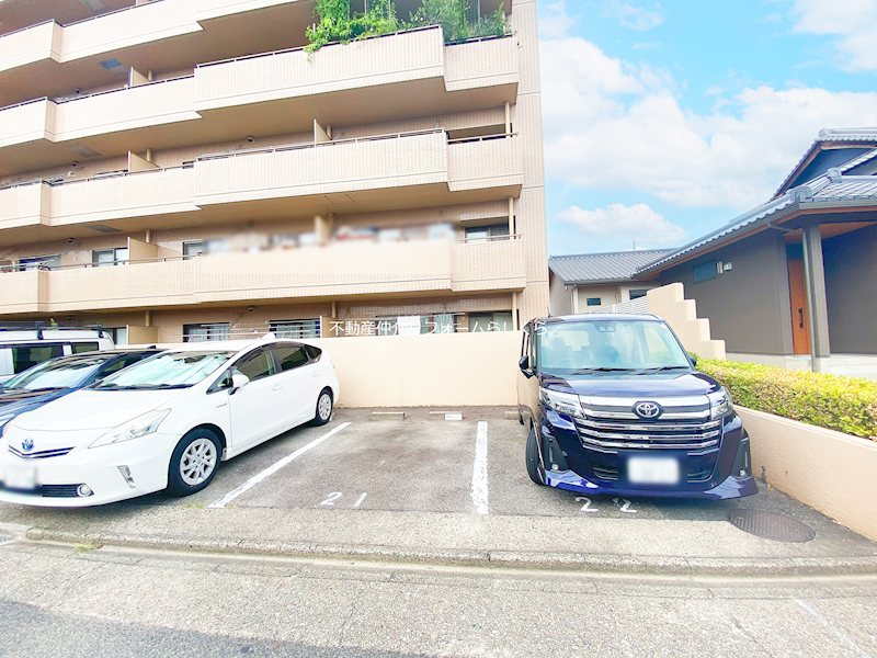 共用部写真(駐車場)