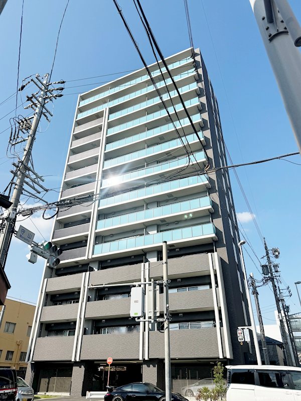 プレサンスロジェ守山駅前