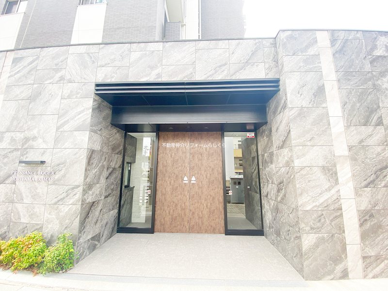 共用部写真（エントランス）