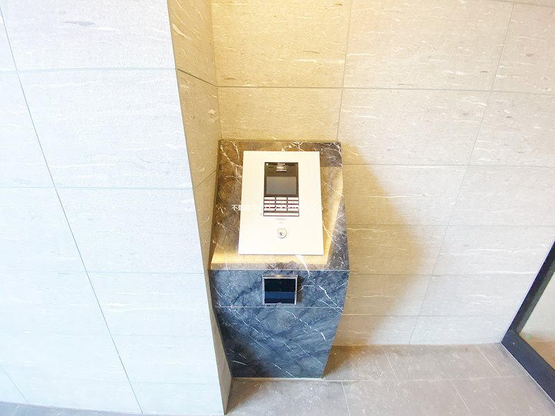 共用部写真（エントランス）