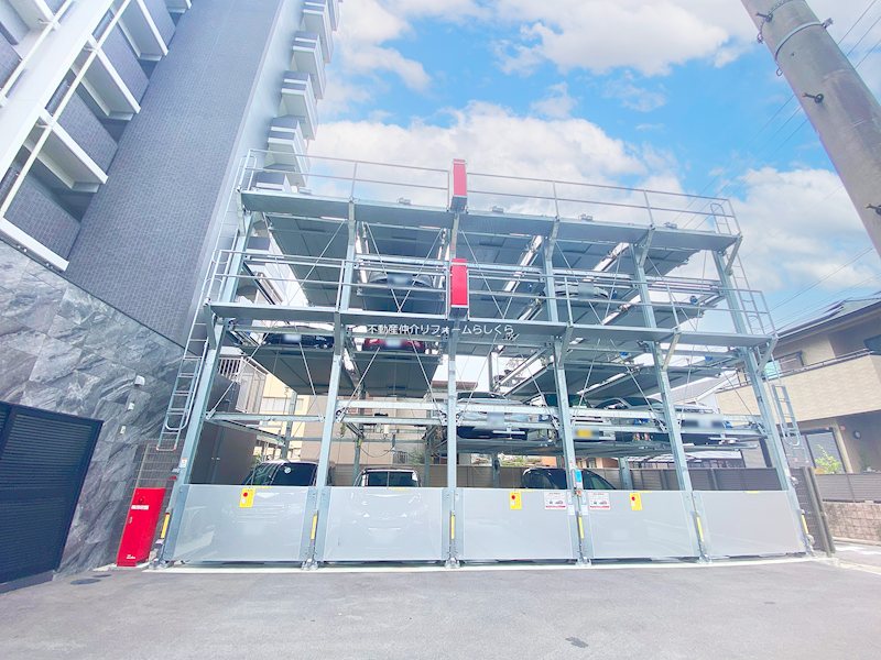 共用部写真（駐車場）