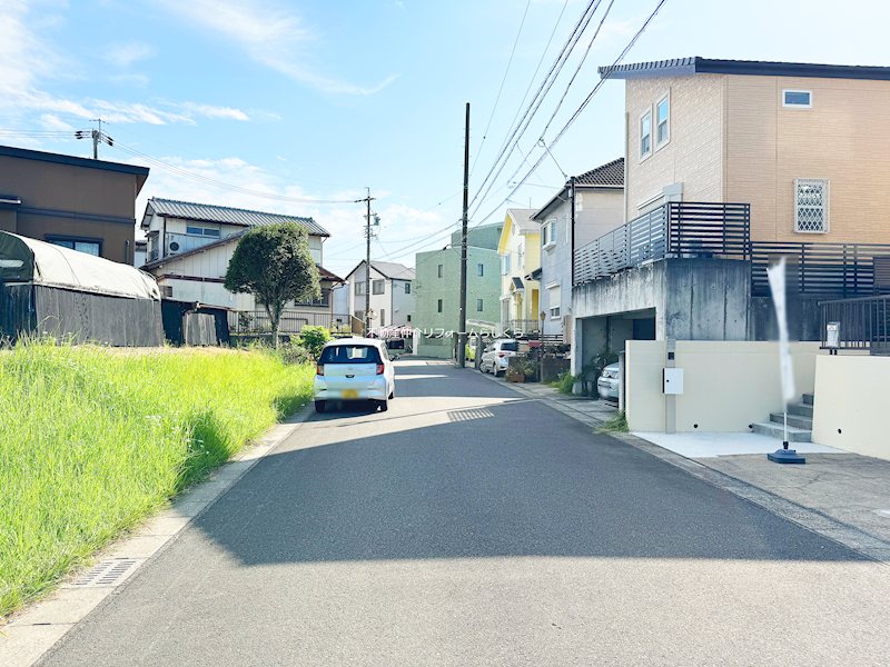 現地写真（前面道路含む現地写真）