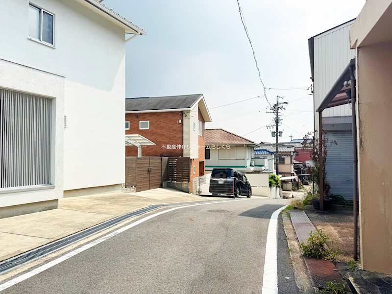 現地写真（前面道路含む現地写真）