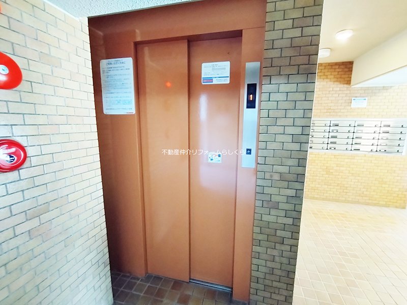 共用部写真（エントランス）