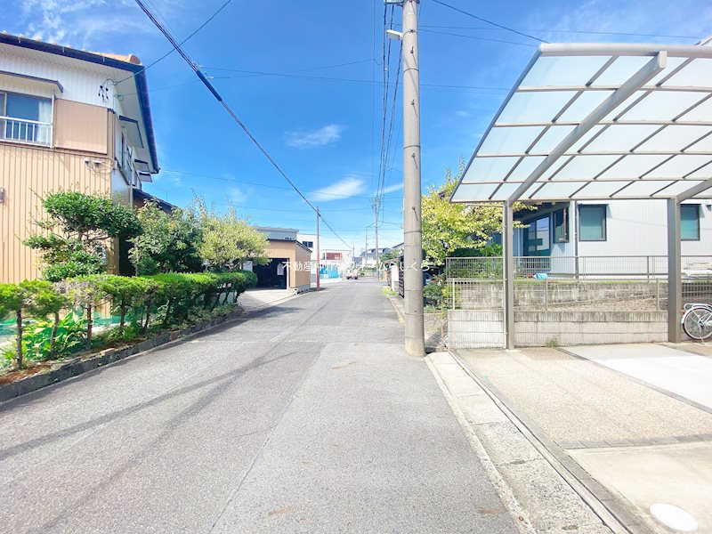 現地写真（前面道路含む現地写真）