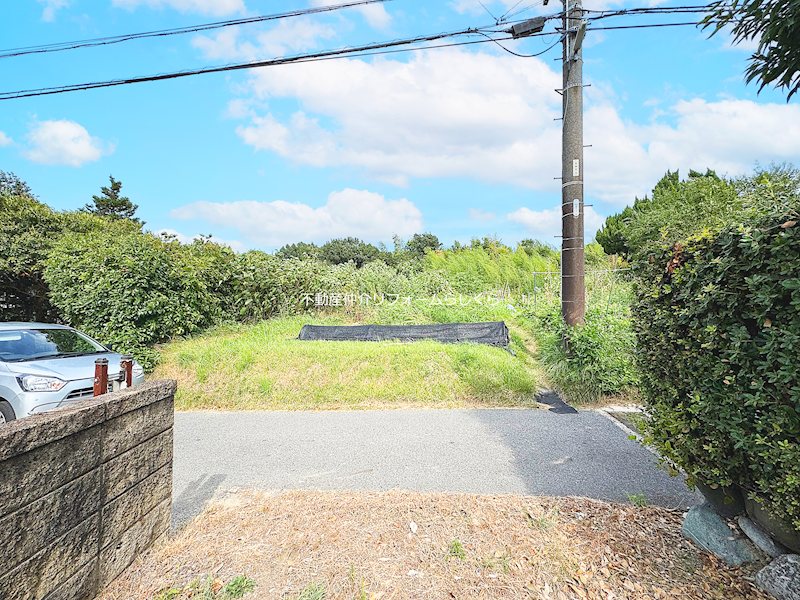 現地写真（前面道路含む現地写真）