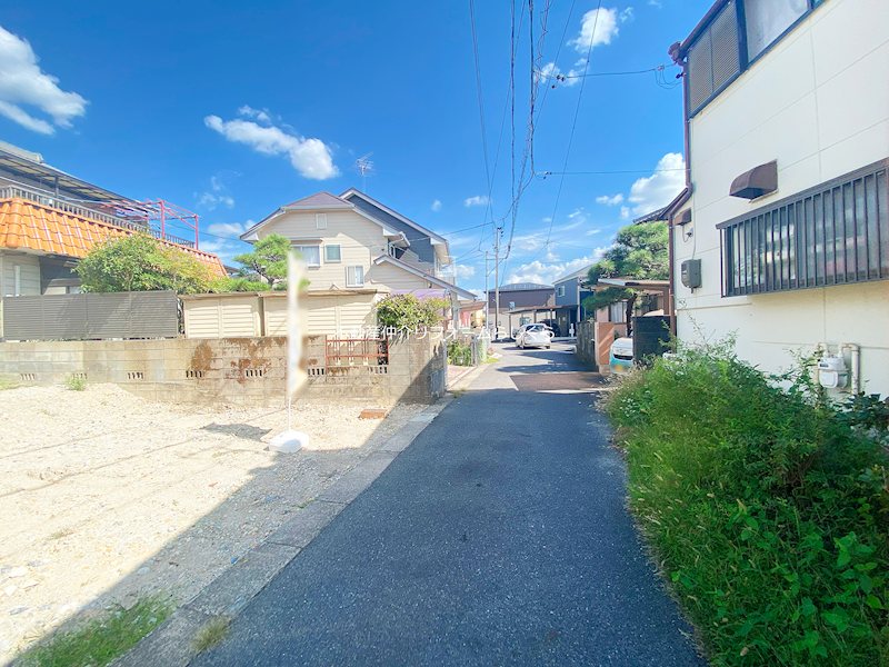 現地写真（前面道路含む現地写真）