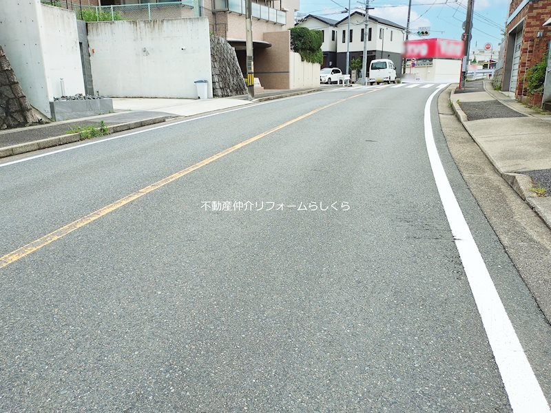 現地写真（前面道路含む現地写真）