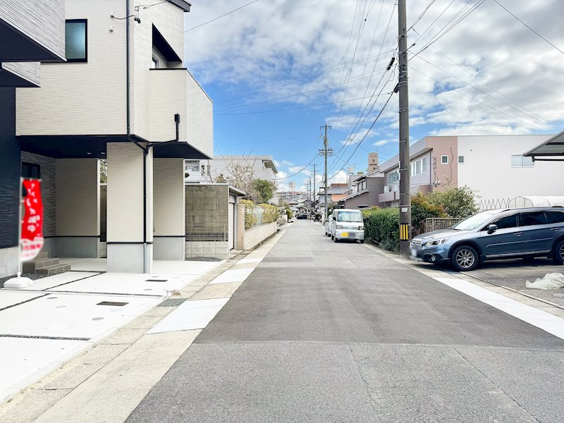 現地写真（前面道路含む現地写真）