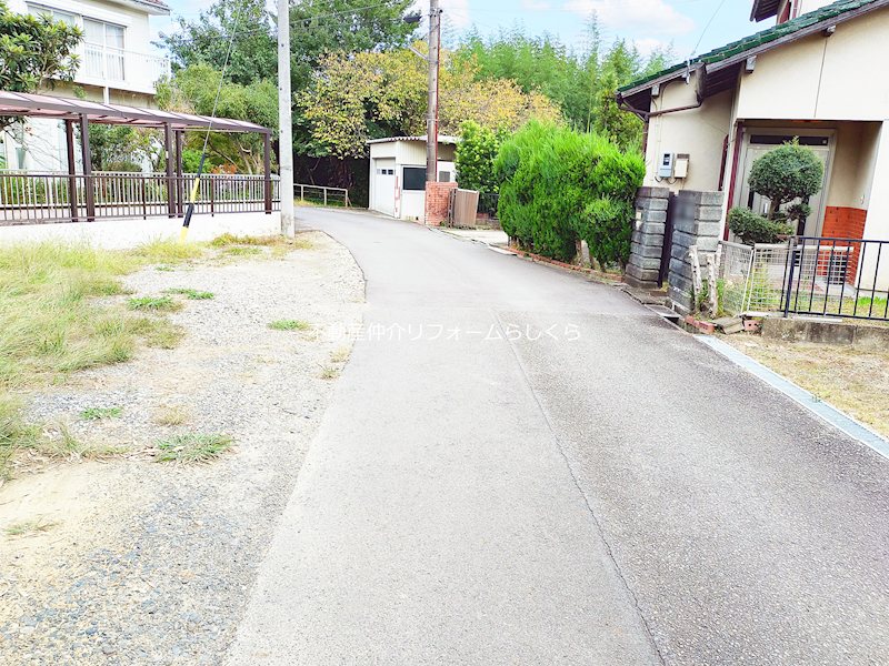 現地写真（前面道路含む現地写真）