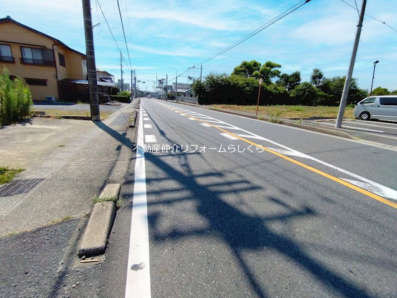 現地写真（前面道路含む現地写真）