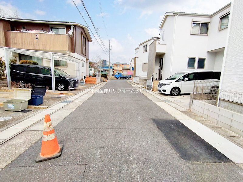 現地写真（前面道路含む現地写真）