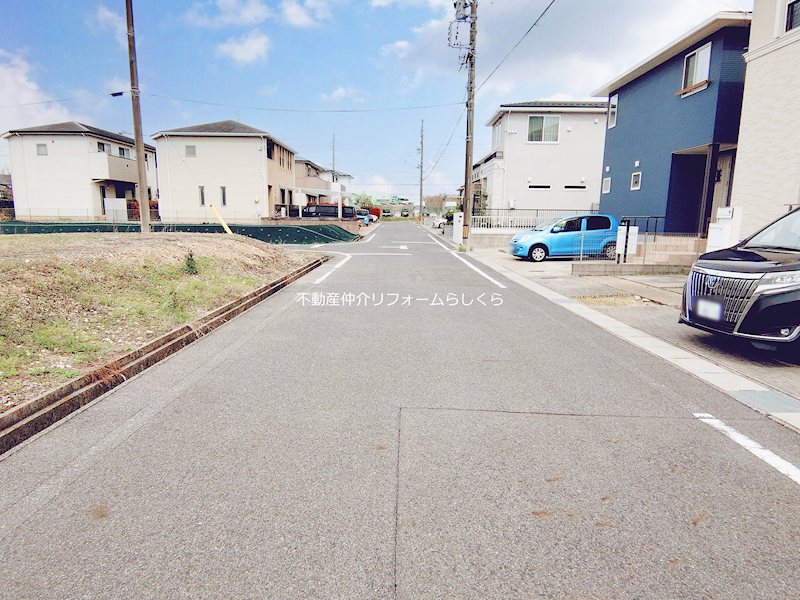 現地写真（前面道路含む現地写真）